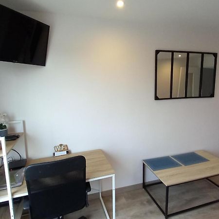 Ferienwohnung Le Belvedere Dernier Etage Avec Terrasse Wifi Fibre Tarbes Exterior foto