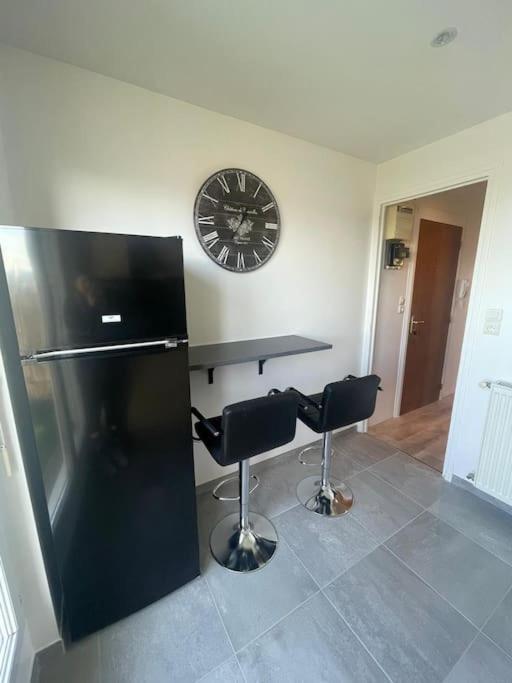 Ferienwohnung Le Belvedere Dernier Etage Avec Terrasse Wifi Fibre Tarbes Exterior foto