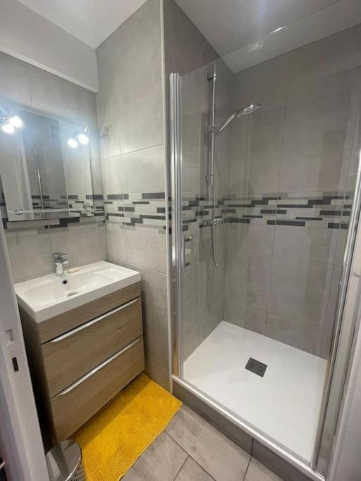 Ferienwohnung Le Belvedere Dernier Etage Avec Terrasse Wifi Fibre Tarbes Exterior foto