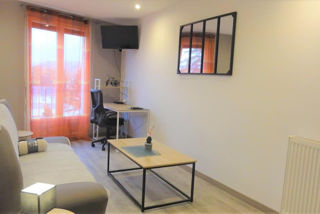 Ferienwohnung Le Belvedere Dernier Etage Avec Terrasse Wifi Fibre Tarbes Exterior foto