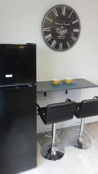 Ferienwohnung Le Belvedere Dernier Etage Avec Terrasse Wifi Fibre Tarbes Exterior foto